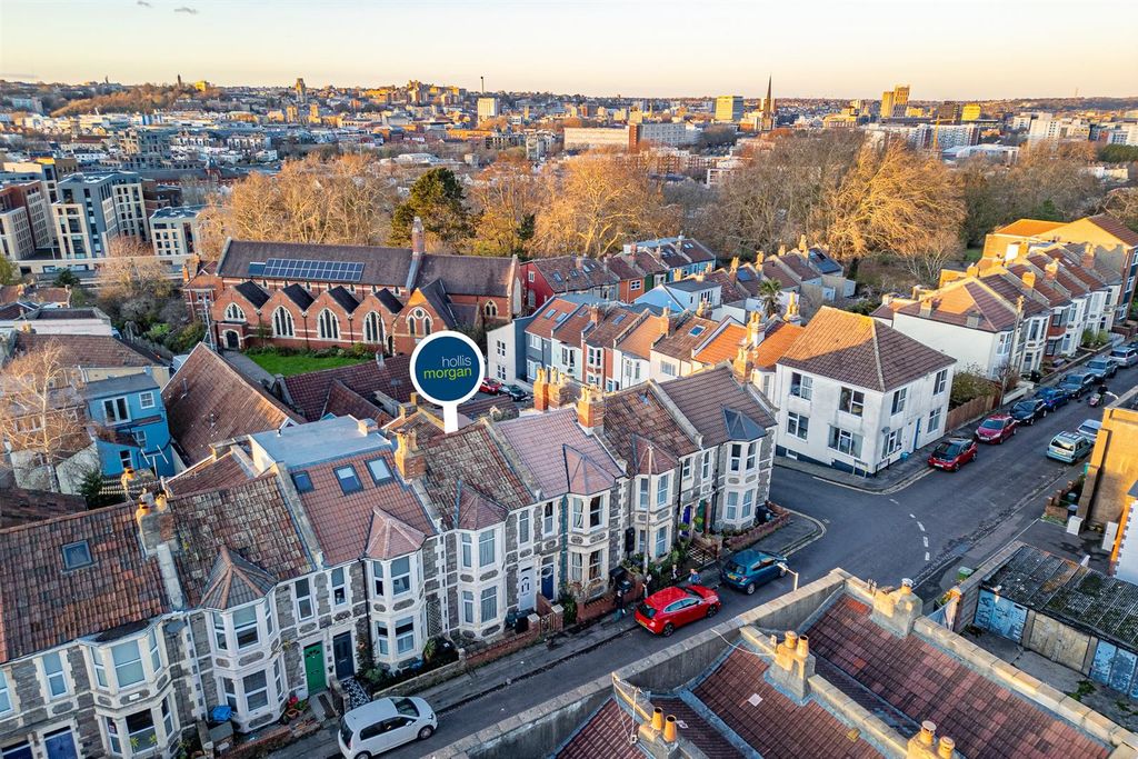 Property photo 1 of 29 24 Somerset Terrace, Windmill Hill, Bristol Bs3 4L