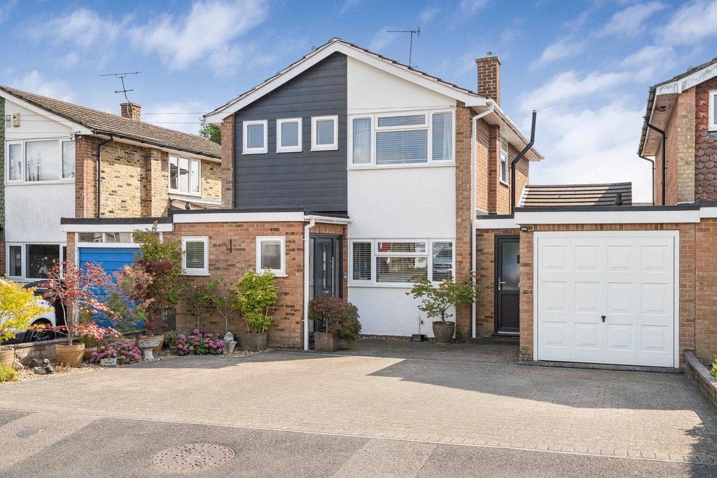 Property photo 1 of 19