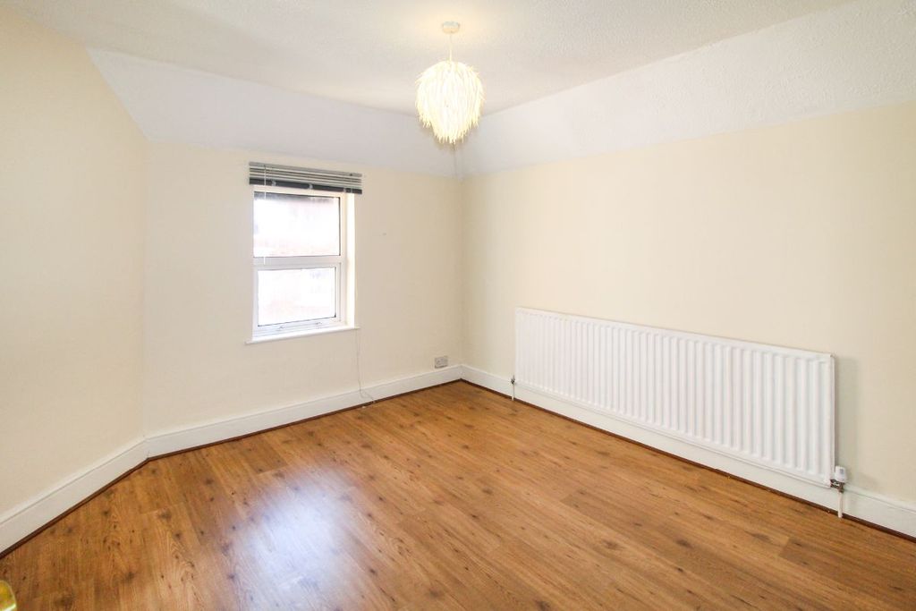 Additional image 5 of 1 bed flat to rentLansdowne Road, Bedford MK40