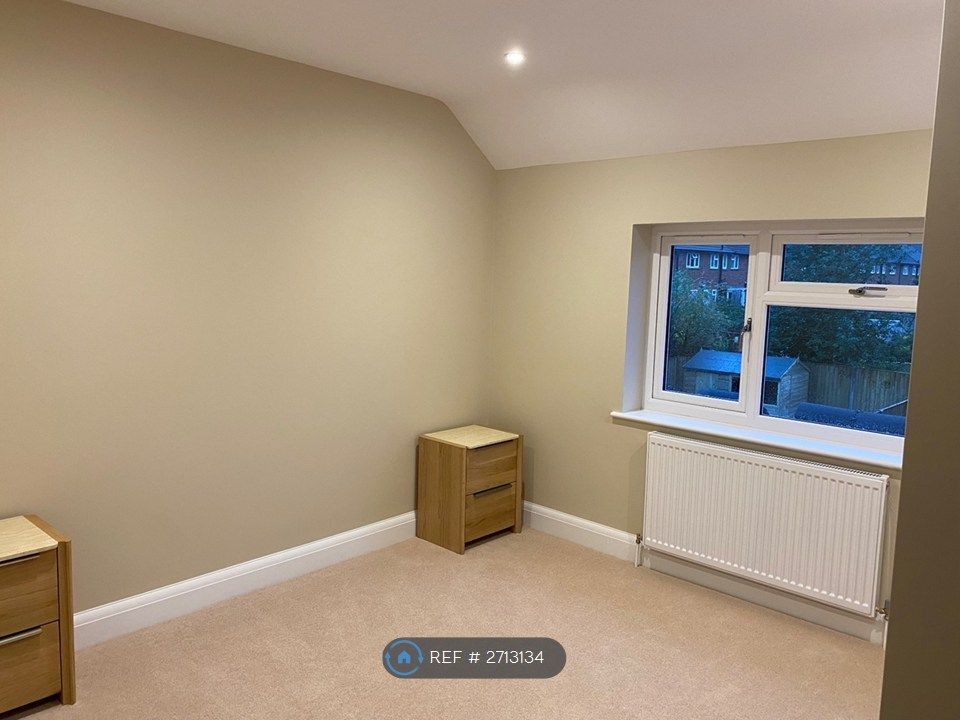 Property photo 3 of 3