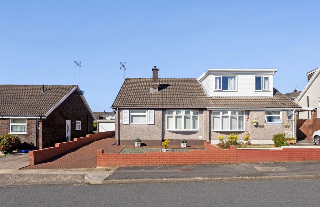 Property photo 1 of 26