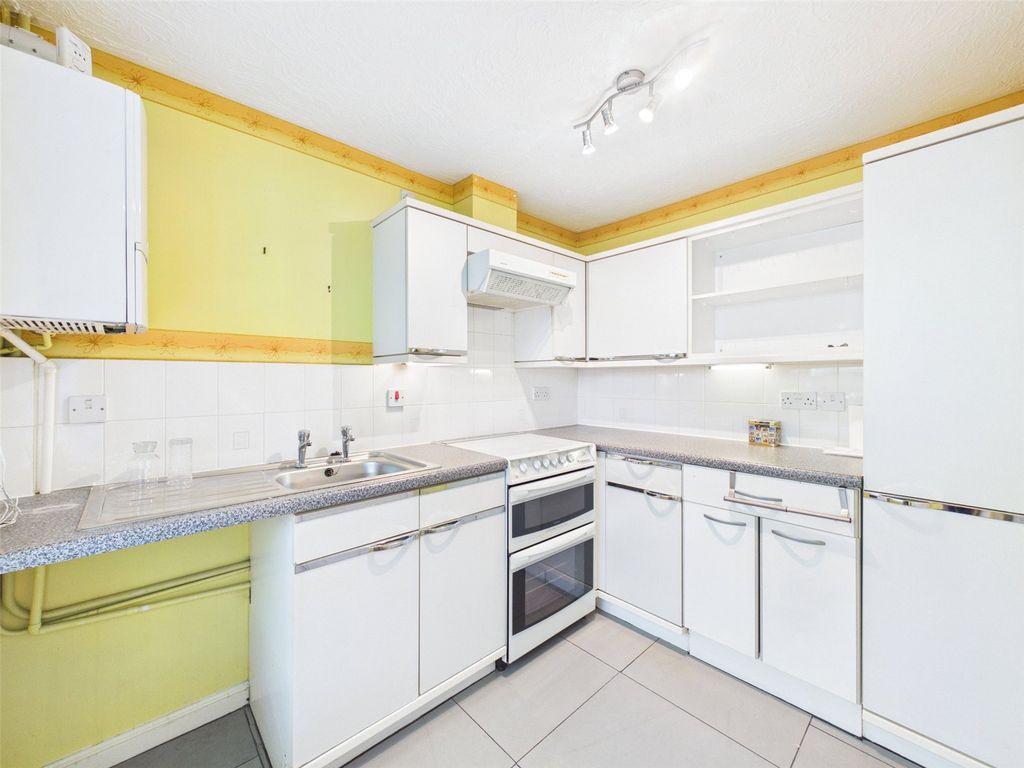 Property photo 3 of 10 Picture No. 16