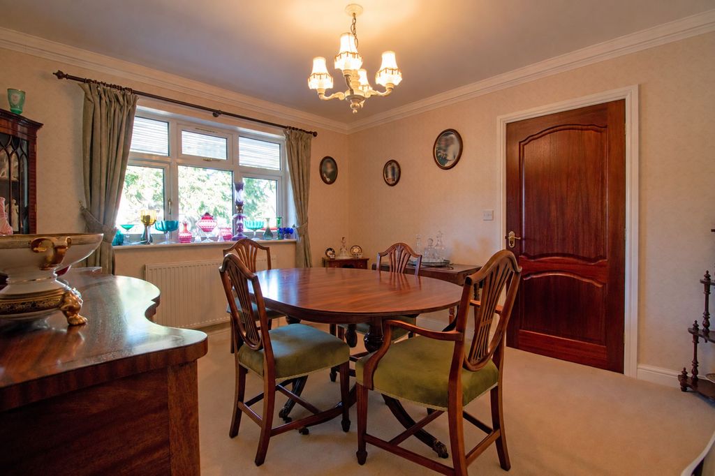 Property photo 3 of 30