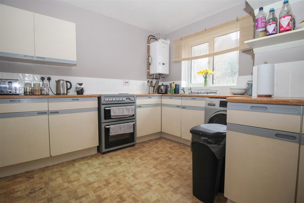 Property photo 2 of 10 Img_1355.Jpg