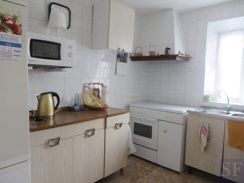Property photo 2 of 12