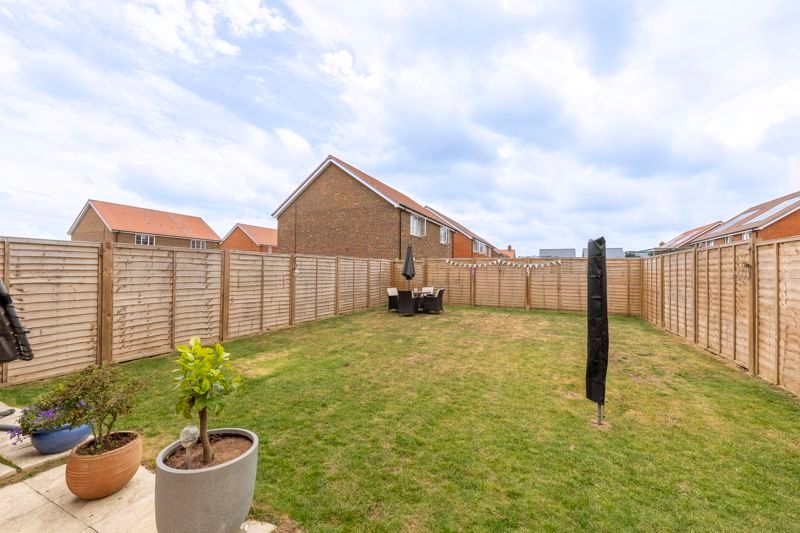 Property photo 3 of 13 Photo 11