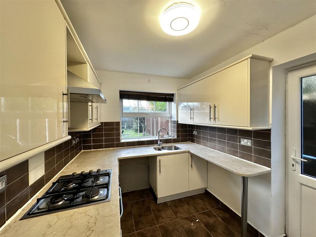 Property photo 2 of 12 Img_1998.Jpg