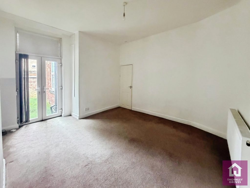 Property photo 2 of 8 Picture No. 03