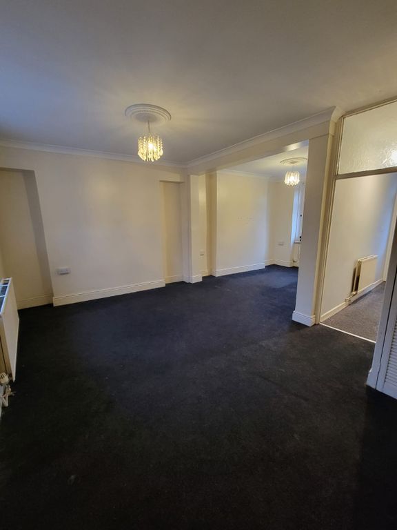 Property photo 3 of 26