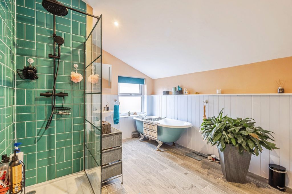 Additional image 15 of 4 bed terraced house for saleChurch Street, Highbridge TA9