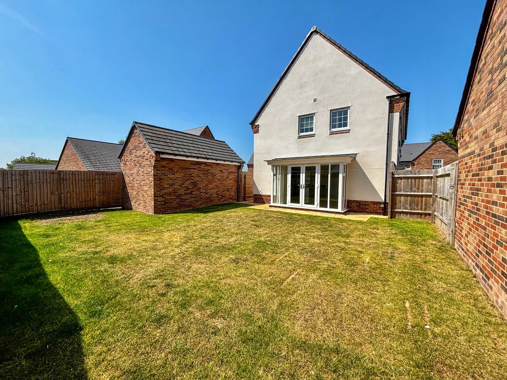 Property photo 2 of 24