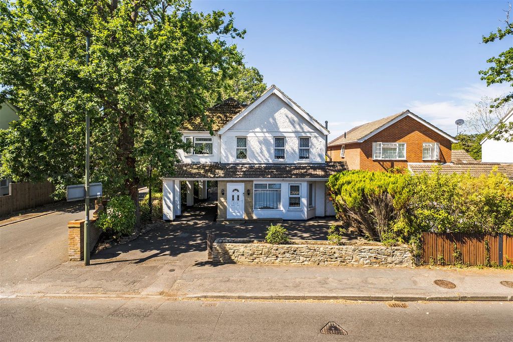 Property photo 1 of 22