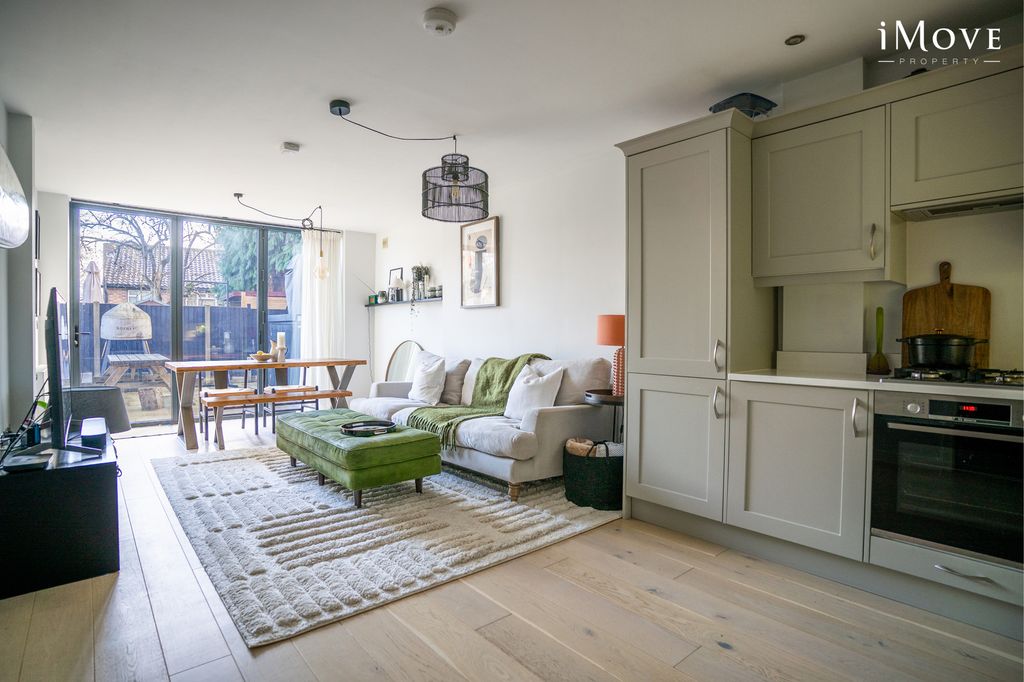 Property photo 1 of 26