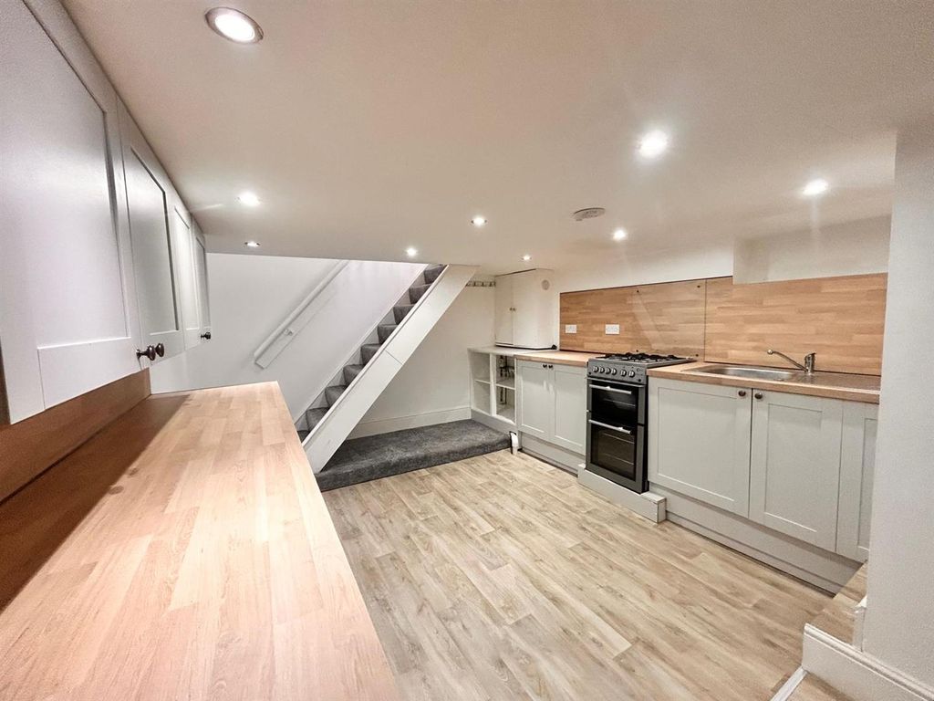 Additional image 7 of 2 bed property for saleDale View, Hebden Bridge HX7