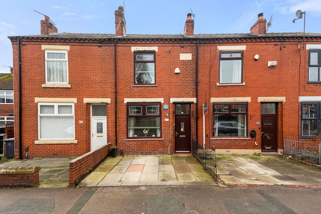 Property photo 1 of 16