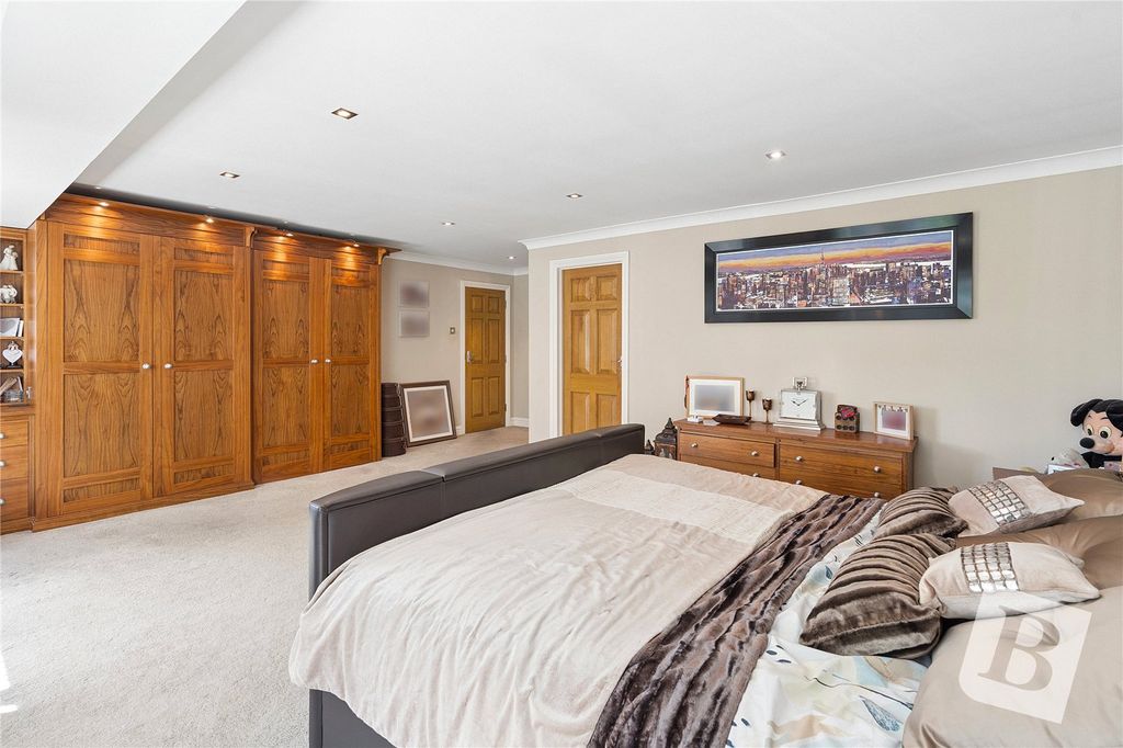 Additional image 18 of Land for saleNelmes Road, Emerson Park RM11