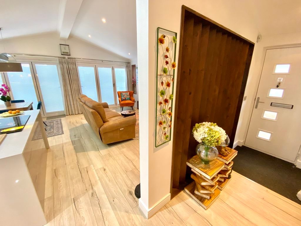Property photo 2 of 32 Open Plan Lounge/Dining And Kitchen Room
