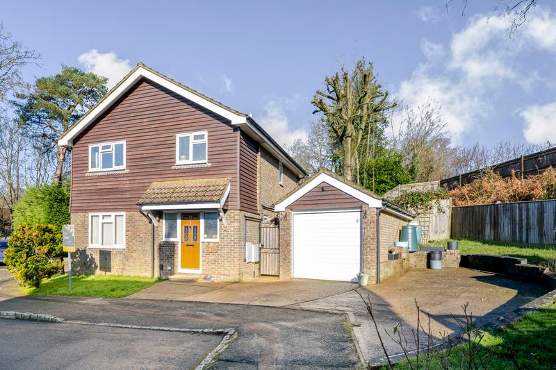 Property photo 1 of 17 Photo 16