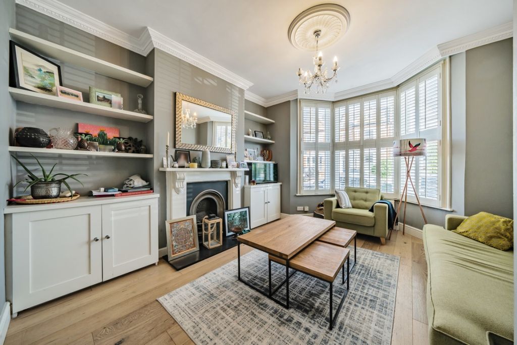 Property photo 3 of 13 1027302 (3)