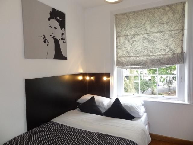 Property photo 1 of 4 Studio To Rent