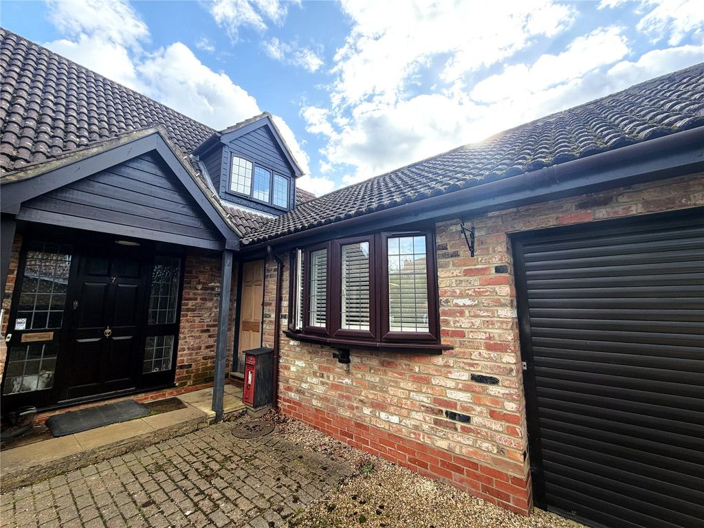 Property photo 1 of 7 Picture No. 11