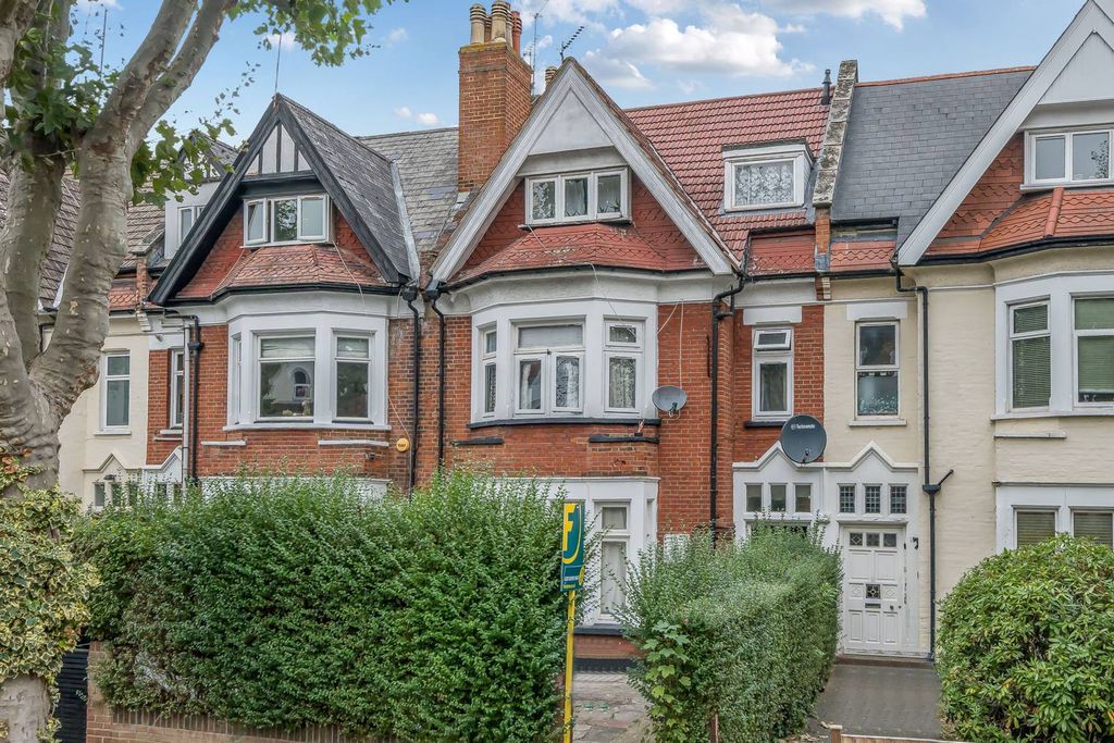 Property photo 2 of 9