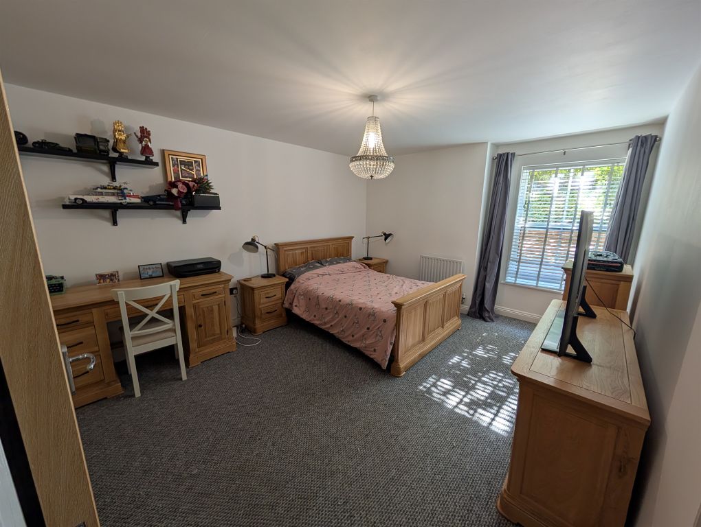Property photo 3 of 9