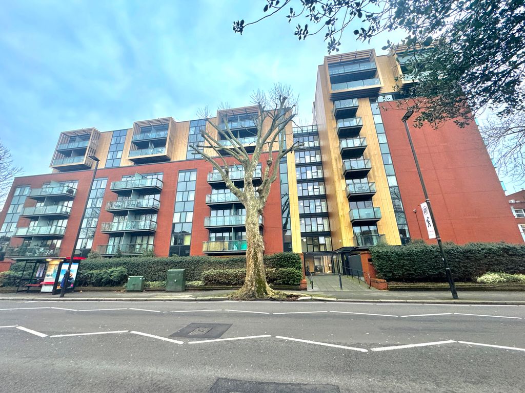 Property photo 1 of 13