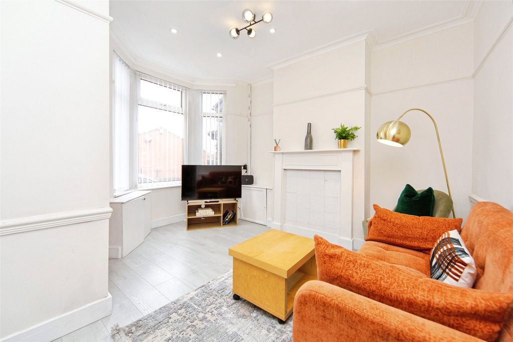 Property photo 3 of 12 Picture No. 09