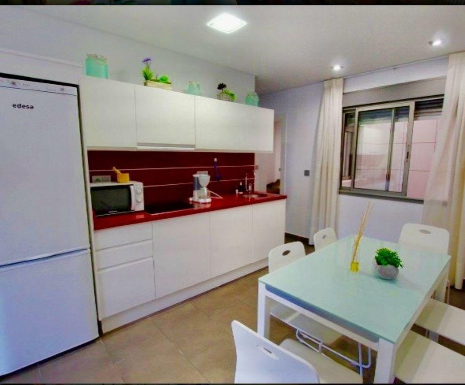 Property photo 3 of 26