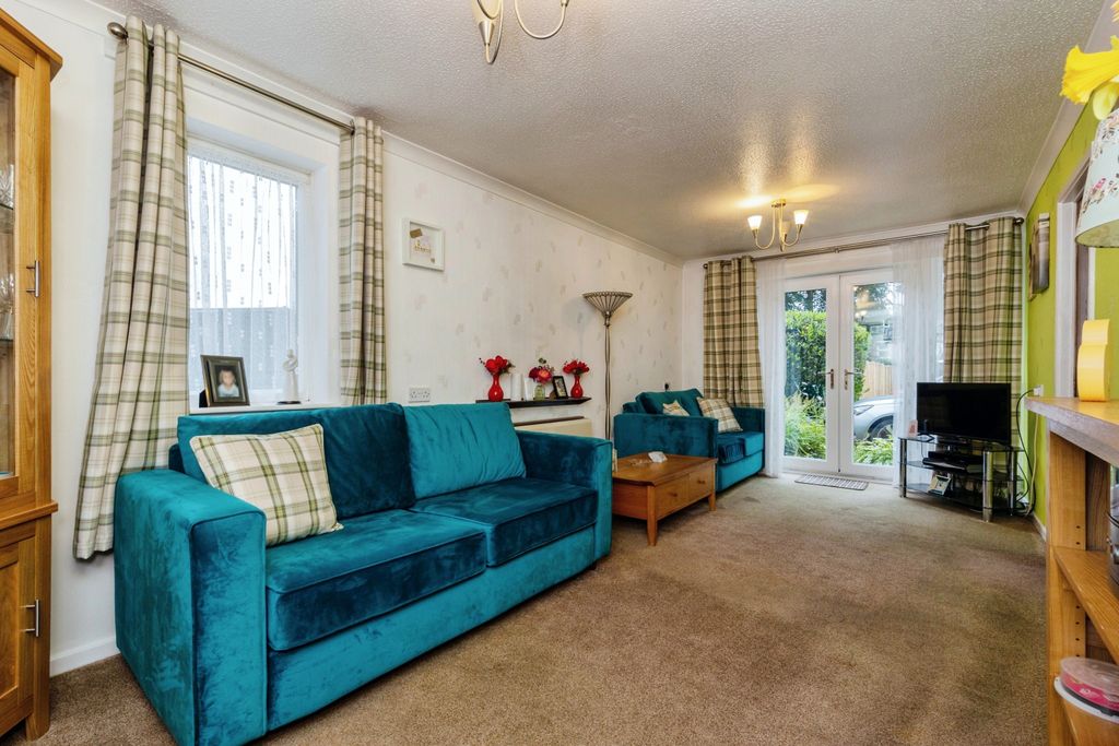 Property photo 2 of 17 Photography