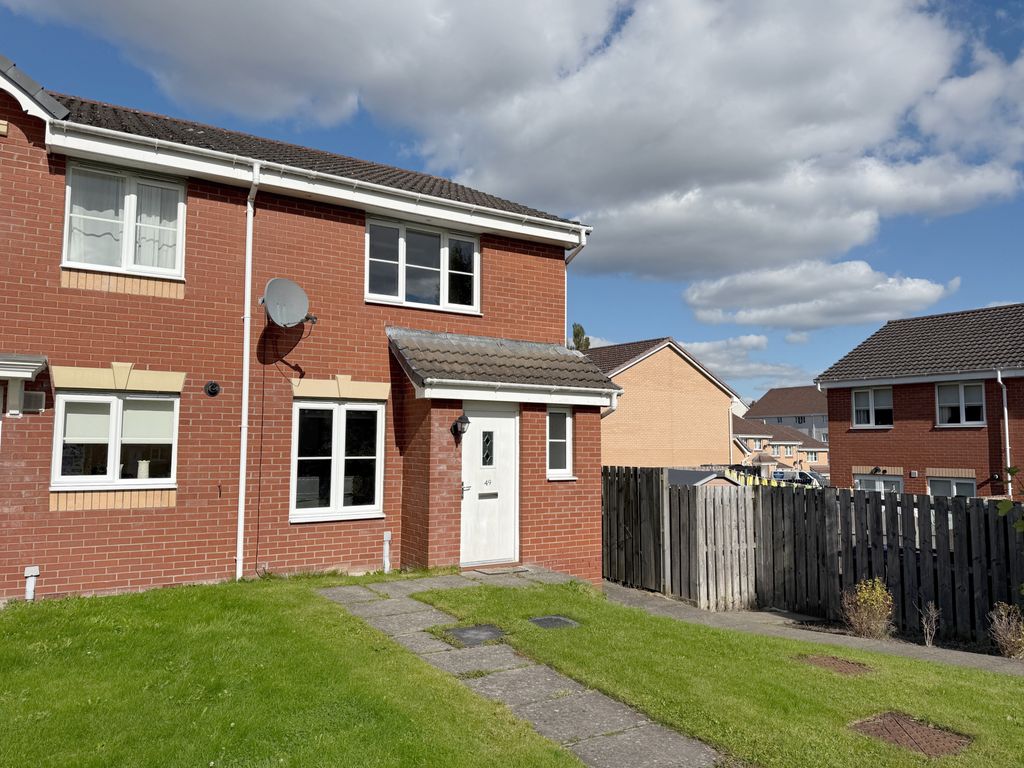 Property photo 2 of 28