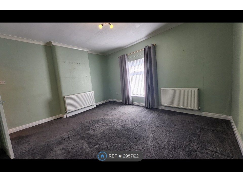 Property photo 3 of 26