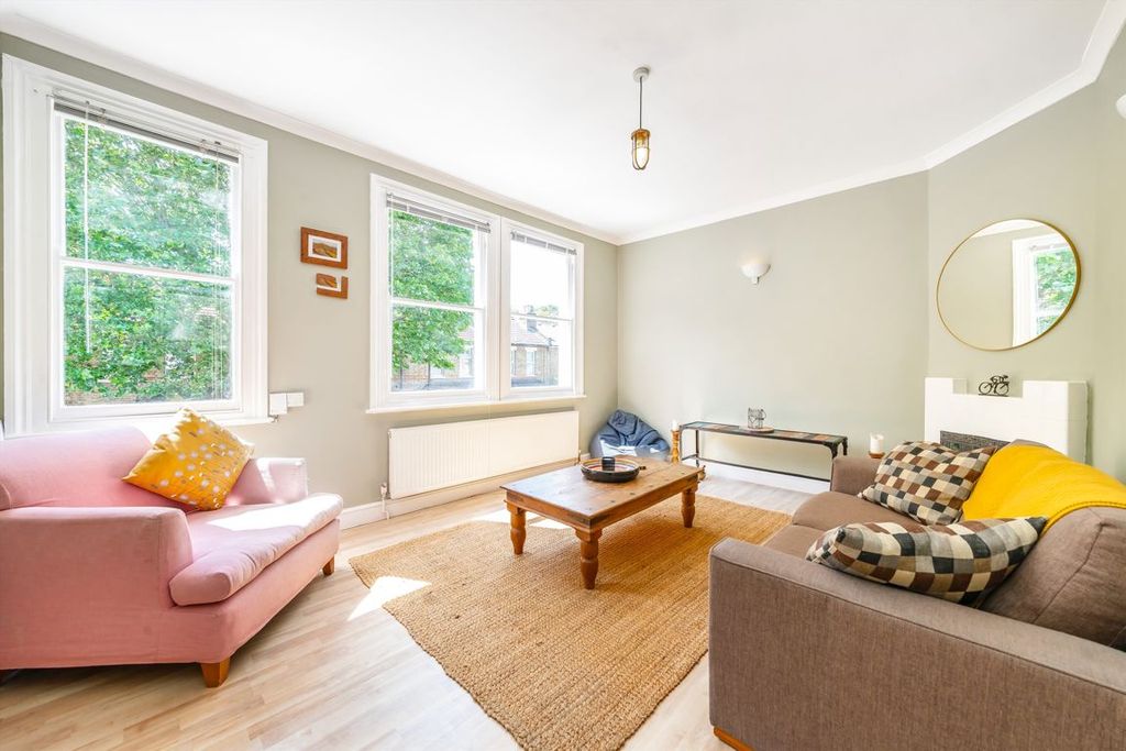Property photo 2 of 4