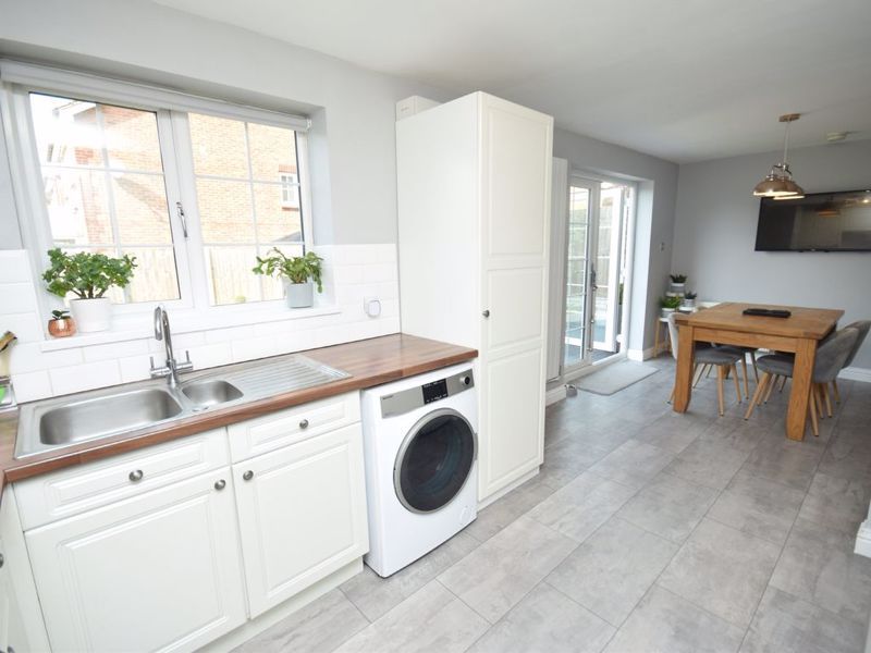 Property photo 3 of 14 Photo 2