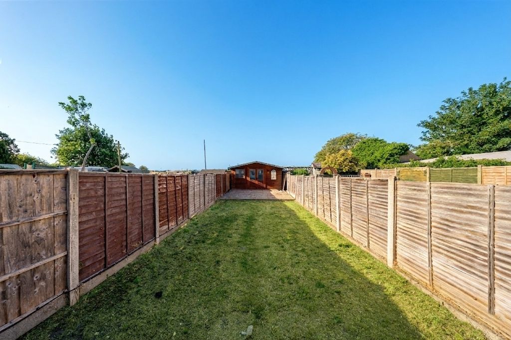 Property photo 3 of 20 5090543