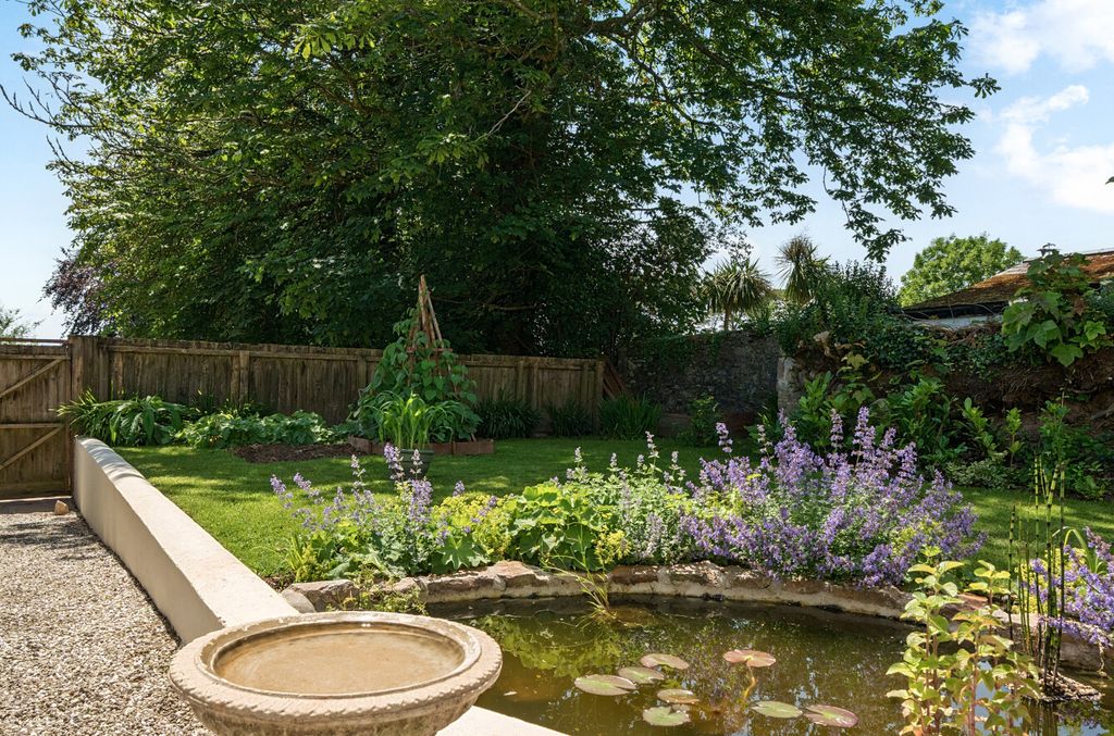 Property photo 3 of 18 3 - 1481801-16-6A3d2c...