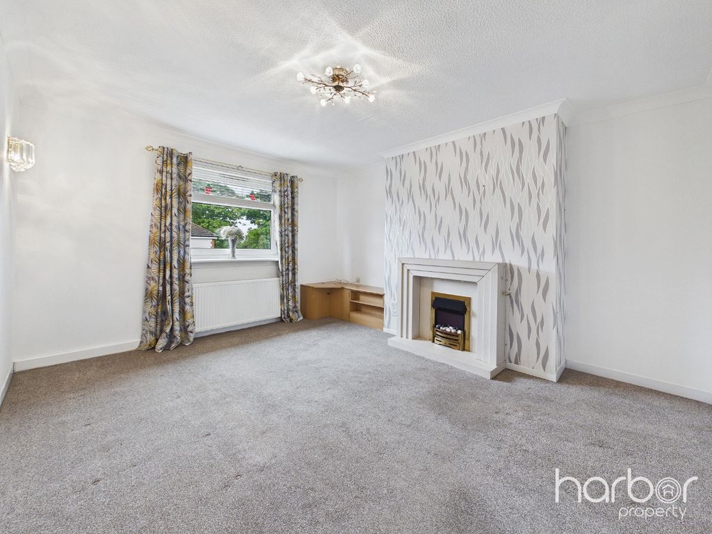 Property photo 2 of 15 5002465