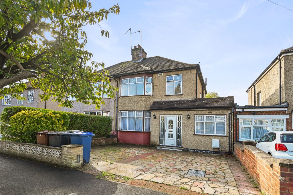Property photo 1 of 12 7