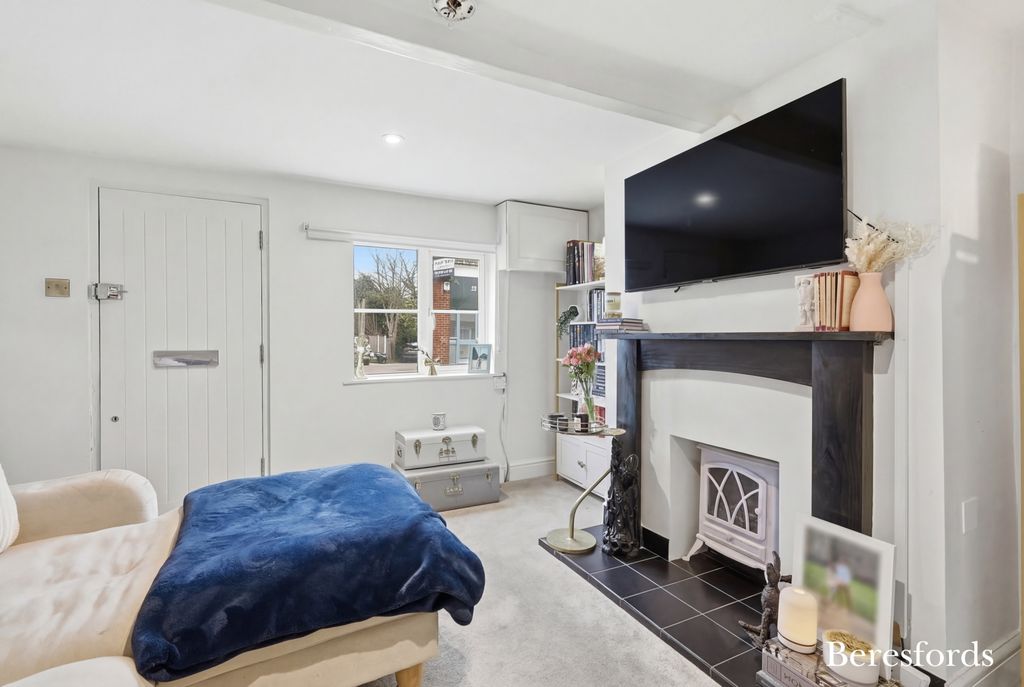 Property photo 3 of 19 Picture No. 16