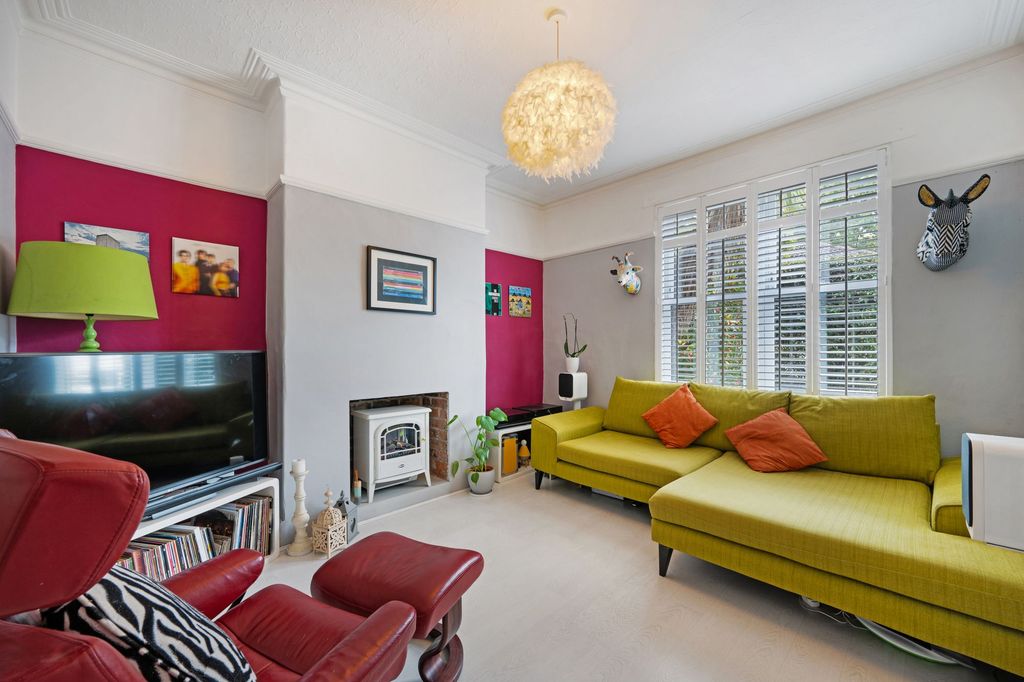 Property photo 3 of 29