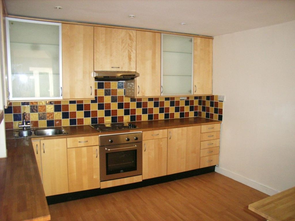 Property photo 2 of 5