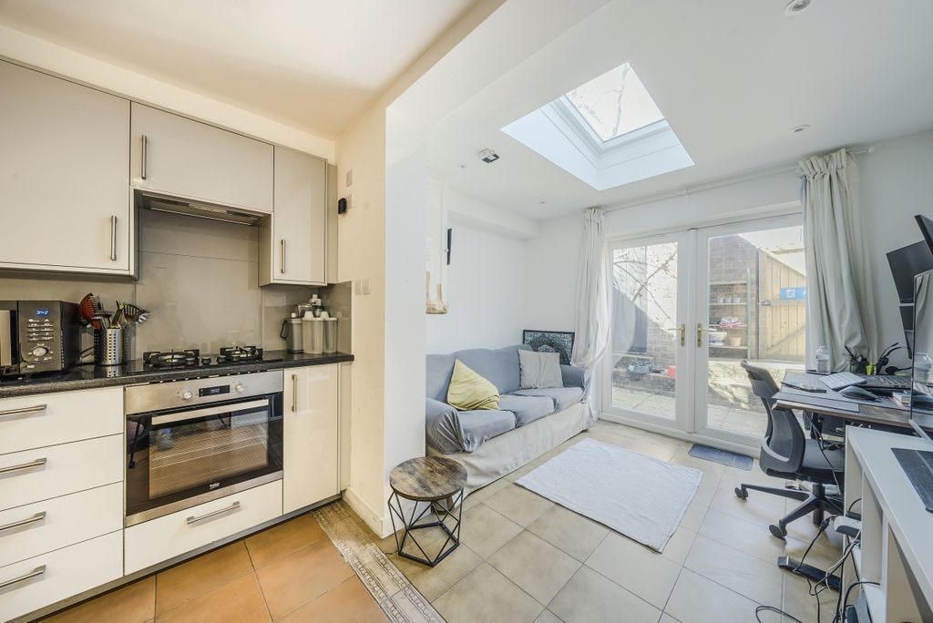 Property photo 1 of 10 1269117 (3)