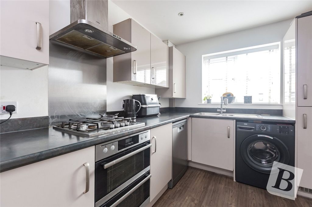 Property photo 3 of 20 Kitchen/Diner