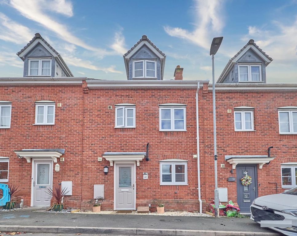 Property photo 1 of 18 Front 1.Png