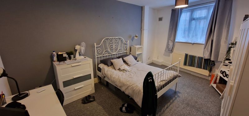 Property photo 2 of 9 Photo 1