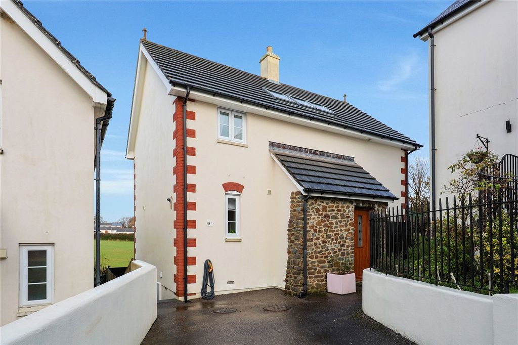 Property photo 1 of 24 Picture No. 25