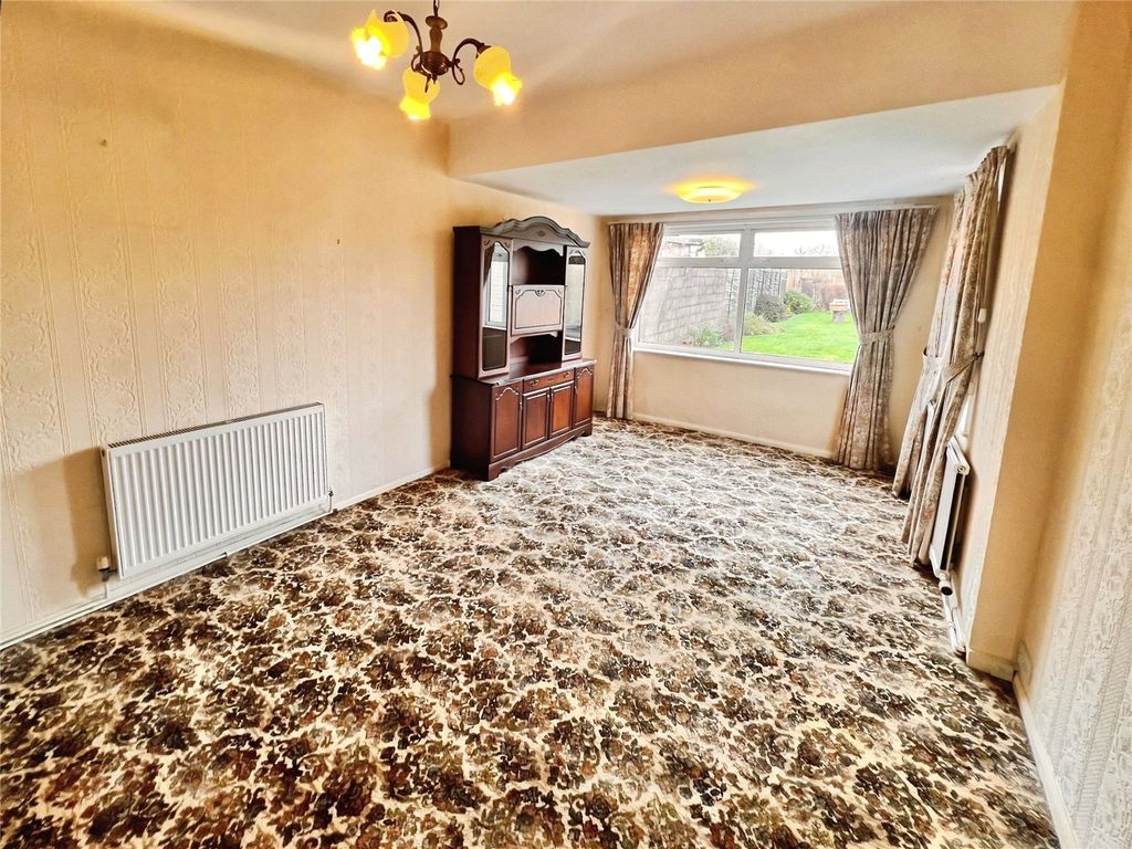 Property photo 3 of 15 Lounge Diner