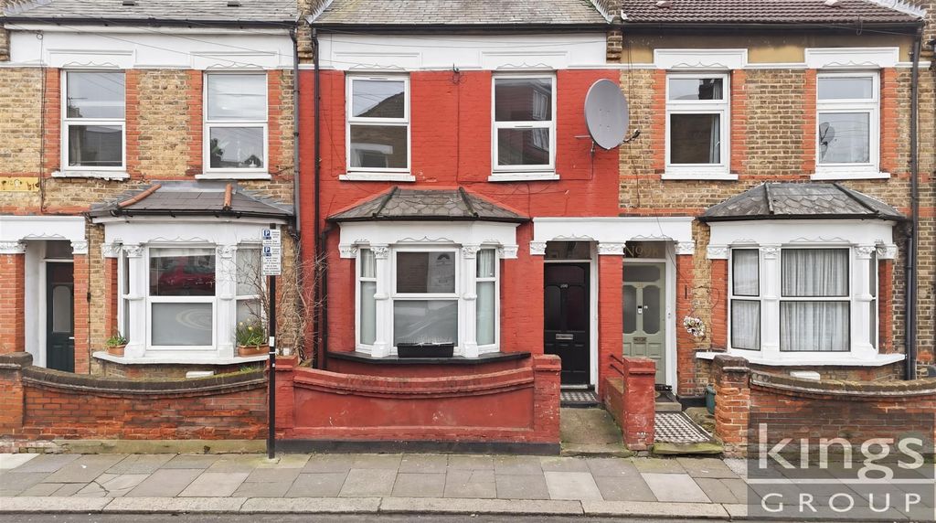 Property photo 1 of 15 Front