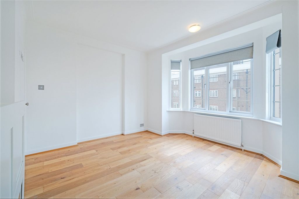 Property photo 2 of 18 Picture No. 36